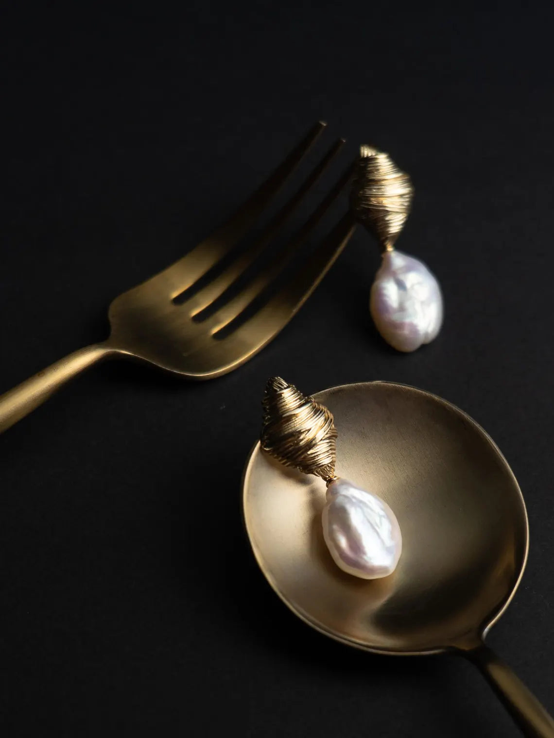 Croissant Keshi Studs