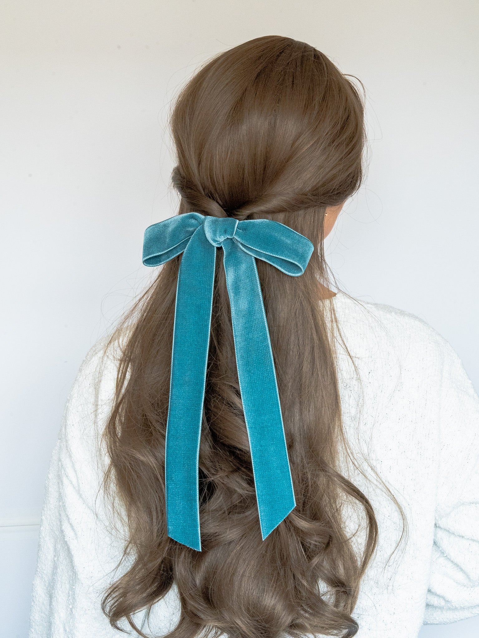 Oversized Velvet Emma Bow